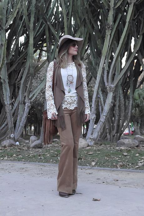 Boho / hippie de los 70: pantalón campana, ante y muchos flecos!!