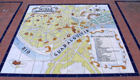 Los bancos de la Plaza de España (57 y último): Sevilla monumental.