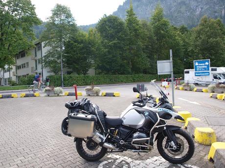 Castillo de Füssen, fotos y mapas para llegar a la tienda de entradas y autobús del castillo.