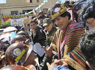 Evo contraataca, guerra sucia también en Bolivia
