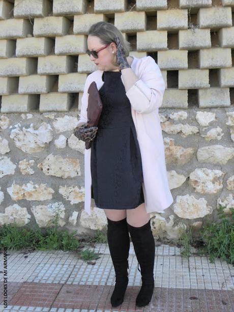 http://www.loslooksdemiarmario.com/2015/12/black-rose-quarz-look-curvy.html