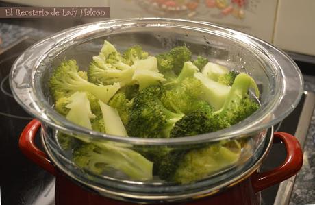 Pasta con brócoli y bechamel