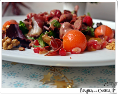 Ensalada de Confit con vinagreta de frambuesa