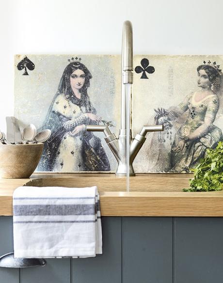 De Alicia y los naipes...