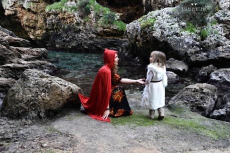 Un cuento diferente en el que nadie es bueno o malo, en esta caperucita roja y las lobas no feroces todo es distinto