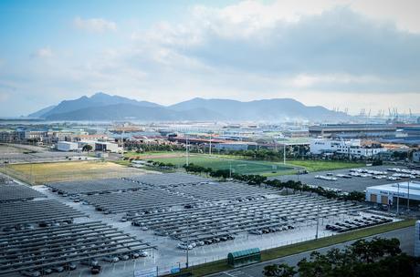 Nissan emplea energías renovables para reducir las emisiones de CO2.