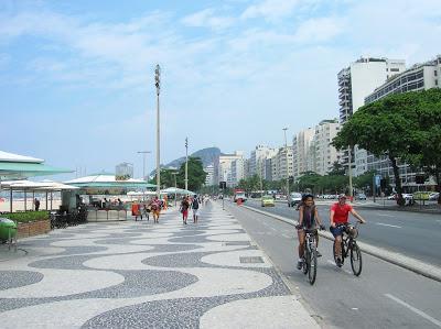 Playa Copacabana, Rio de Janeiro, Brasil, La vuelta al mundo de Asun y Ricardo, round the world, mundoporlibre.com