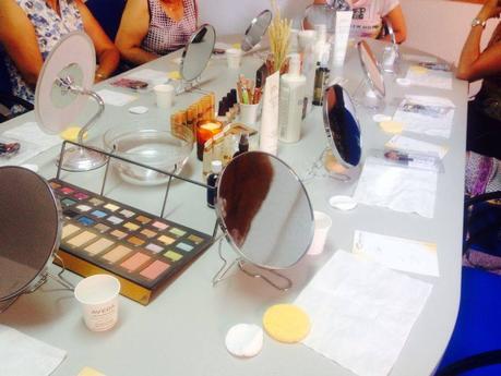 TALLER ONCOLOGICO EN CARLA BEDIA foto-taller-maquillaje1