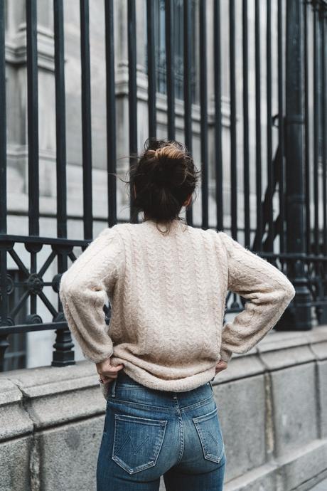 Patchwork_Coat-Faux_Fur_Coat-Asos-Mother_Jeans-Denim-Cable_Knit_Sweater-Snake_Effect_Booties-Topknot-Collage_Vintage-Street_Style-Outfit-28