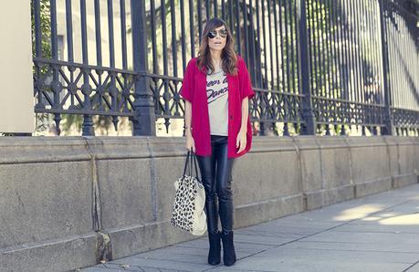 DIRTY DANCING (DEAR TEE DANCING)