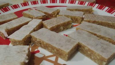 ALFAJOR DE JAÉN. DULCE TÍPICO NAVIDEÑO CON ALMENDRAS y CABELLO DE ÁNGEL