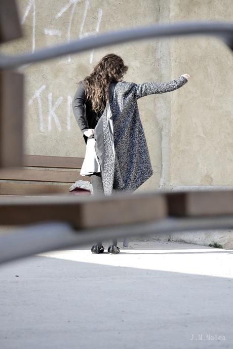 CHALECO DE PELO CON FALDA GODÉT