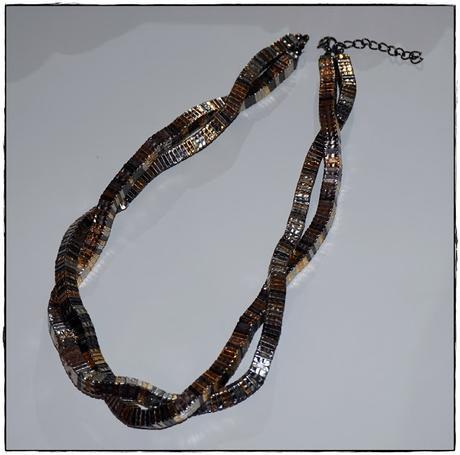 ¿UN POCO DE MODA? CONOCIENDO YOINS.COM ¿UN POCO DE MODA? CONOCIENDO YOINS.COM