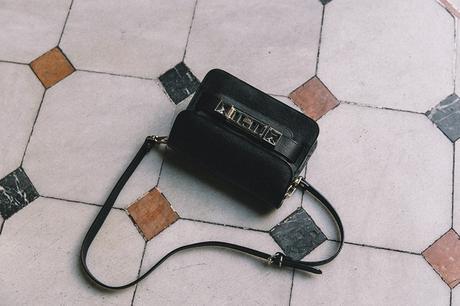 Edited-Oversize_knit-PS11-Proenza_Schouler-Leather_Leggings-Black_Heels-Denim_Vintage_Jacket-Levis-Outfit-Street_Style-Maria_Pascual_Earrings-54