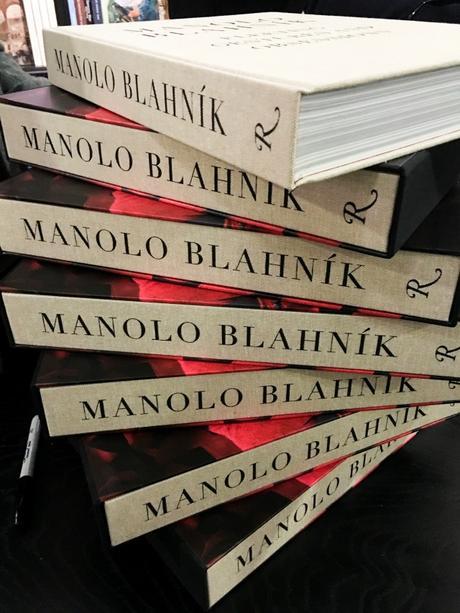 Manolo Blahnik: Fleeting Gestures and Obsessions Manolo_Blahnik_Fleeting_Gestures_and_Obsessions_01