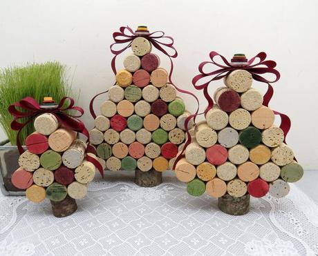 DIY-arbol-de-navidad-con-corchos