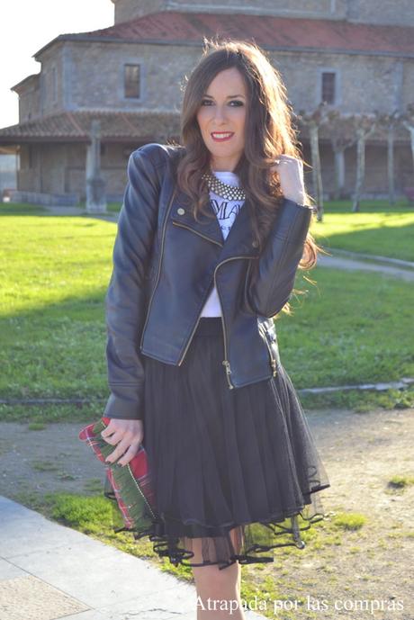 LOOK DE NOCHE: FALDA DE TUL Y CAMISETA