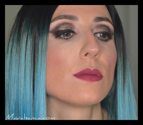 Maquillaje Festivo: Cuenca marcada y Glitter // Party Makeup: Cut Crease and Glitter