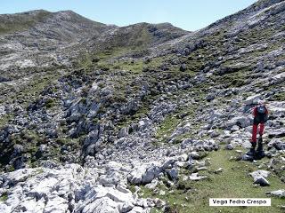 La Tiese-Ceñal-Vega de Aliseda-El Picón del Conjurtáu-Resecu