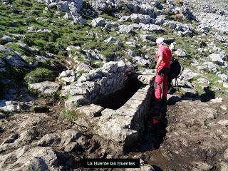 La Tiese-Ceñal-Vega de Aliseda-El Picón del Conjurtáu-Resecu