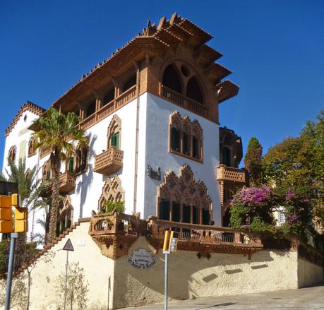 FOTOS COMPARATIVES Nº 2, A LA BARCELONA D' ABANS, D' AVUI I DE SEMPRE...16-12-2015...!!!