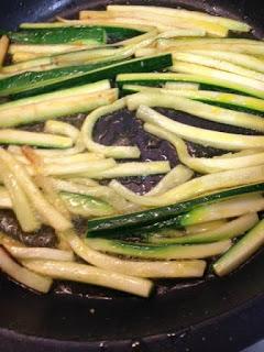 ROLLITOS VIETNAMITAS CON VERDURAS  Y POLLO