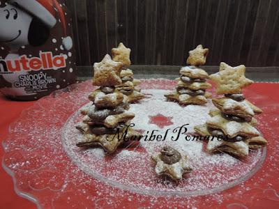 Arbolitos de navidad de hojaldre y nutella.