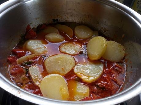 Berenjenas y patatas con tomates – Melanzane e patate berenjenasypatatas8