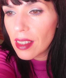 Estas fiestas, vas a brillar: Nácar y burdeos (look) Estas fiestas, vas a brillar: Nácar y burdeos (look)