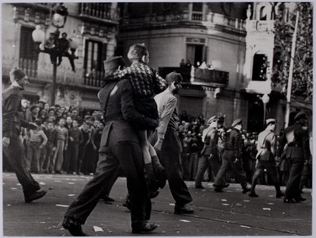 ROBERT CAPA Y BARCELONA 1936,A LA BARCELONA D' ABANS, D' AVUI I DE SEMPRE...19-12-2015...!!!