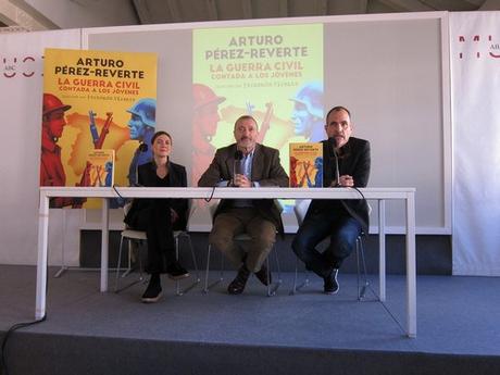 Pilar Reyes, Arturo Pérez-Reverte y Fernando Vicente