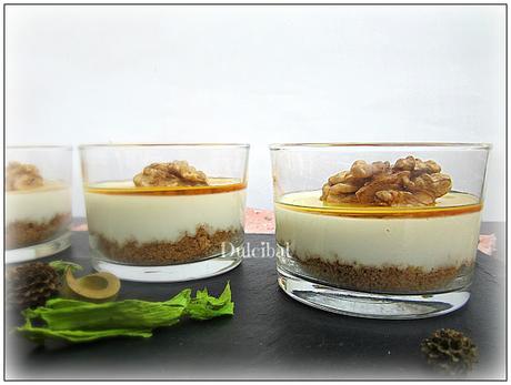 VASITOS DE TARTA DE QUESO CON MIEL Y NUECES