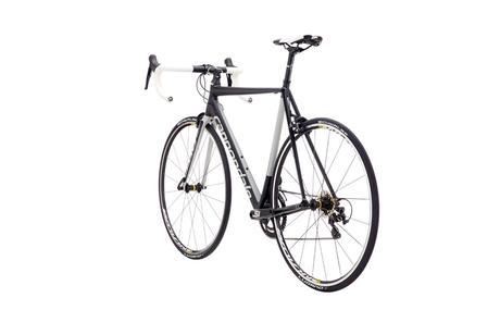 Cannondale CAAD12 105, oferta de cotos accesible y que ofrece una maravillosa calidad de conducción C16_C13346M_PRM_360-17