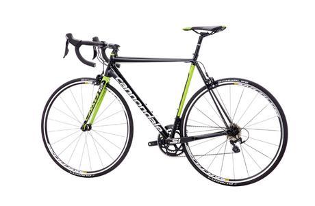 Cannondale CAAD12 105, oferta de cotos accesible y que ofrece una maravillosa calidad de conducción C16_C13346M_REP_360-14