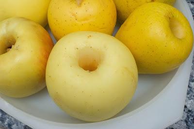 Manzanas asadas alemanas navideñas rellenas al micro