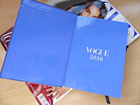 Agenda de 2016 de la revista Vogue por dentro