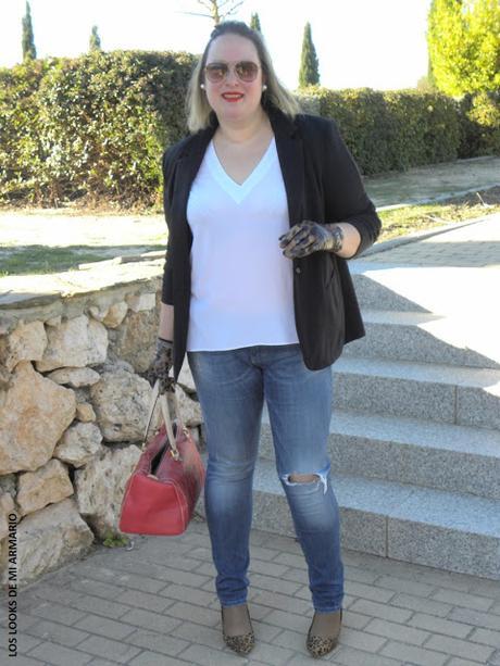 http://www.loslooksdemiarmario.com/2015/12/basic-chic-look-curvy.html