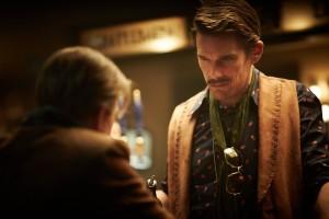 predestination-bar-pelicula-viajes-en-el-tiempo-viajeros-en-el-tiempo