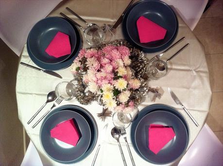 1 MESA 2 DECORACIONES