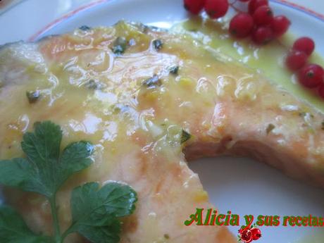 RODAJAS DE SALMÓN AL CAVA