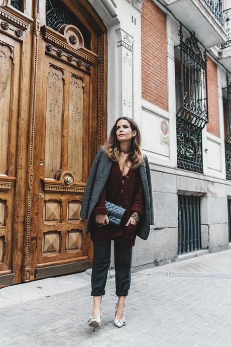 Burgundy_Cardigan-Oversize-Grey_Blazer-Grey_trousers-Isabel_Marant-Shoes-Chanel_Vintage_Bag-Lace_Bra-Layering_Necklaces-Maria_Pascual-Collage_Vintage-Outfit-Street_Style-12