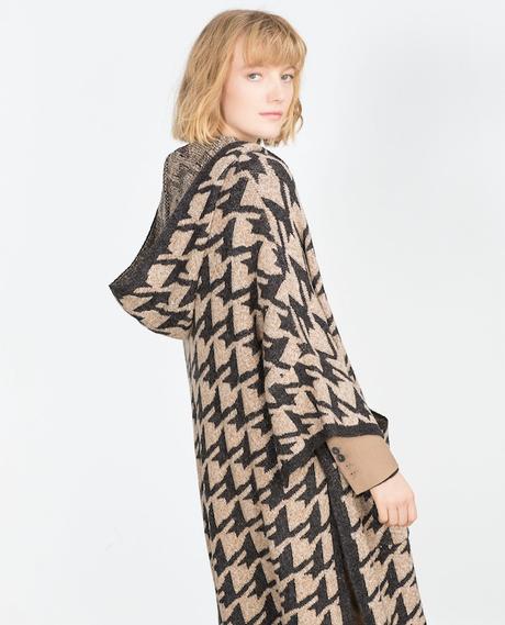 El poncho, una de las tendencias de la temporada