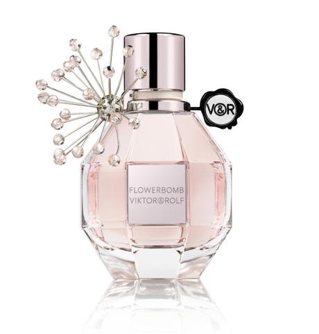 Fragancias para Ella y para Él que te Seducirán esta Navidad