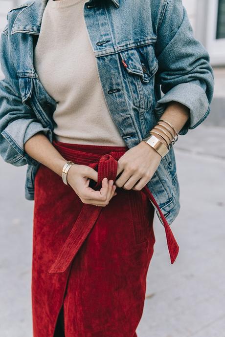 Wrap_Skirt-Red_Skirt-Suede-Levis_Vintage_Denim_Jacket-Isabel_Marant_Shoes-Printed_Pumps-Gold_Bracelets-Celine_Classic_Box-Hoop_Earrings-Topknot-Outfit-Street_Style-Vestiaire_Collective-26