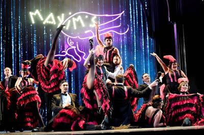 La Viuda Alegre El Musical, La Delgada (Pero Abismal) Línea Roja Entre Dos Géneros.