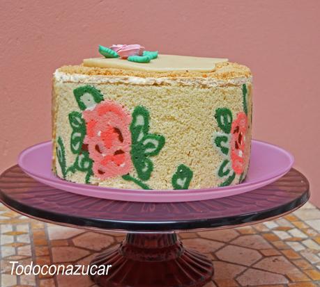 TARTA DE CUMPLEAÑOS DE TURRÓN, PRALÍN Y MAZAPÁN