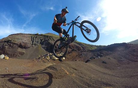 Sam Pilgrim de enduro por Tenerife