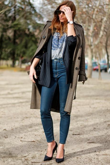 Street style with trench