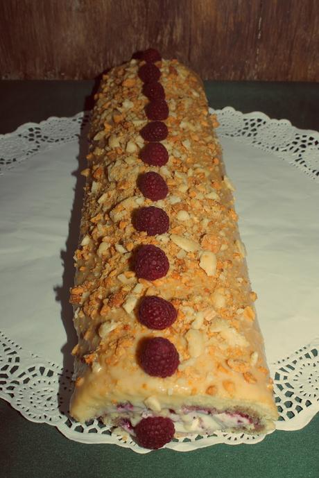 ROLL DE RICOTTA CON FRAMBUESAS