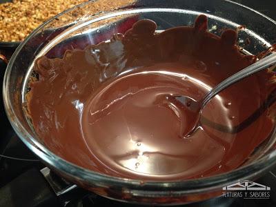 Rocas de almendras caramelizadas